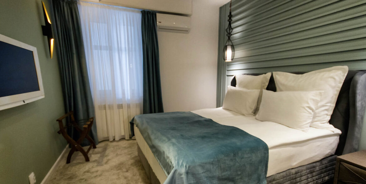 rabbit-hole-sibiu-cazare-24